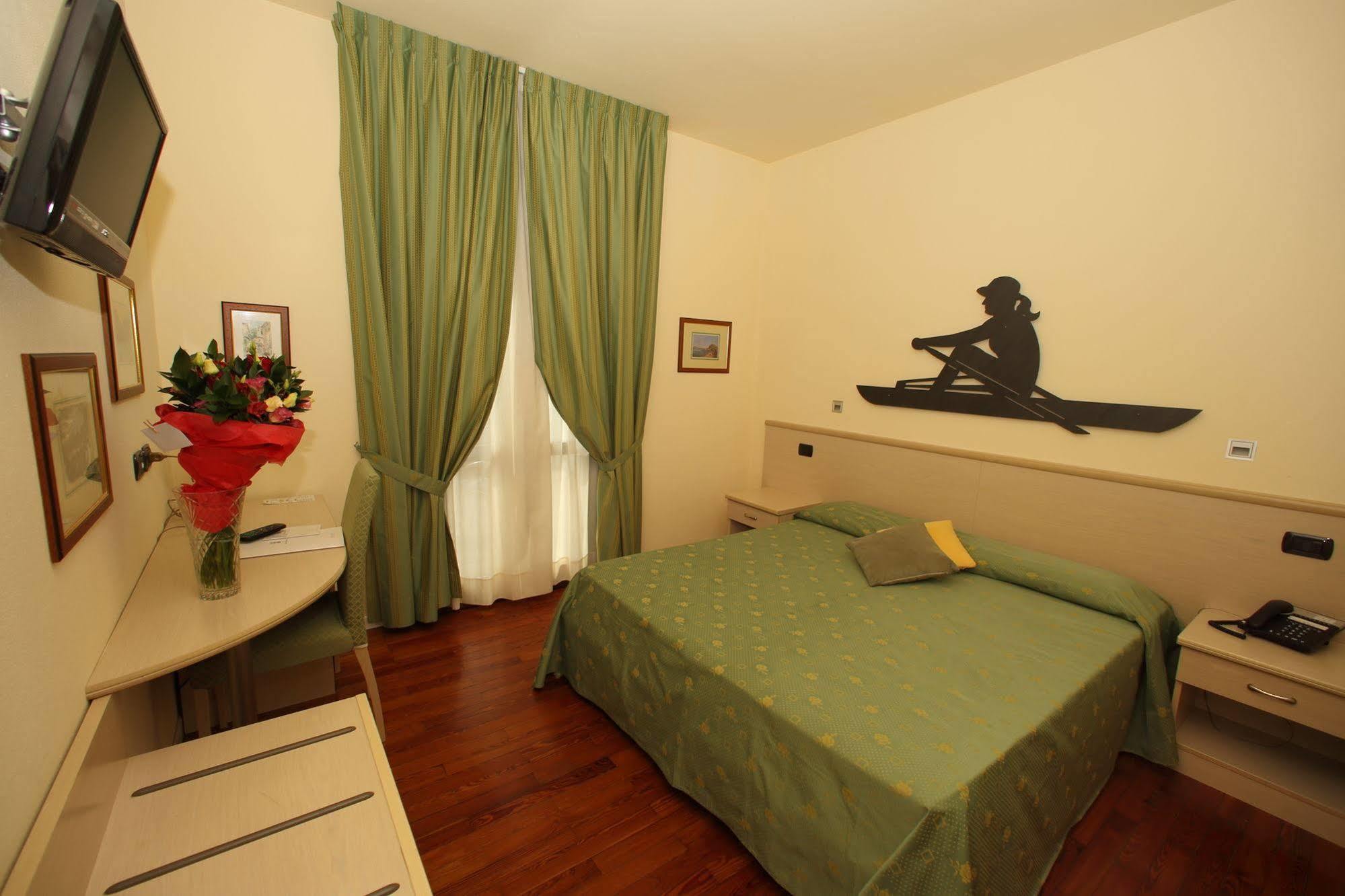 Hotel Fioroni Bellagio Buitenkant foto