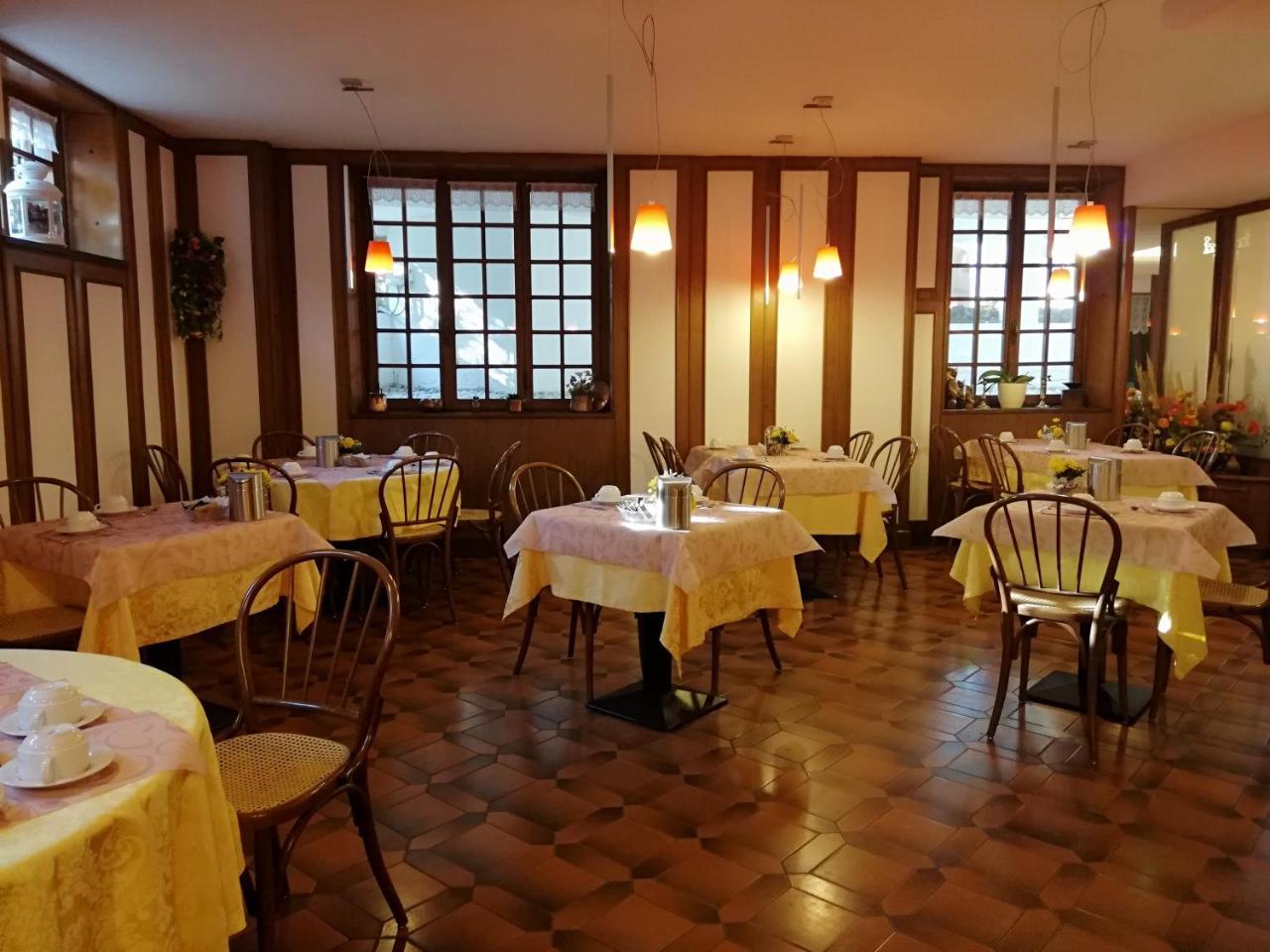 Hotel Fioroni Bellagio Buitenkant foto