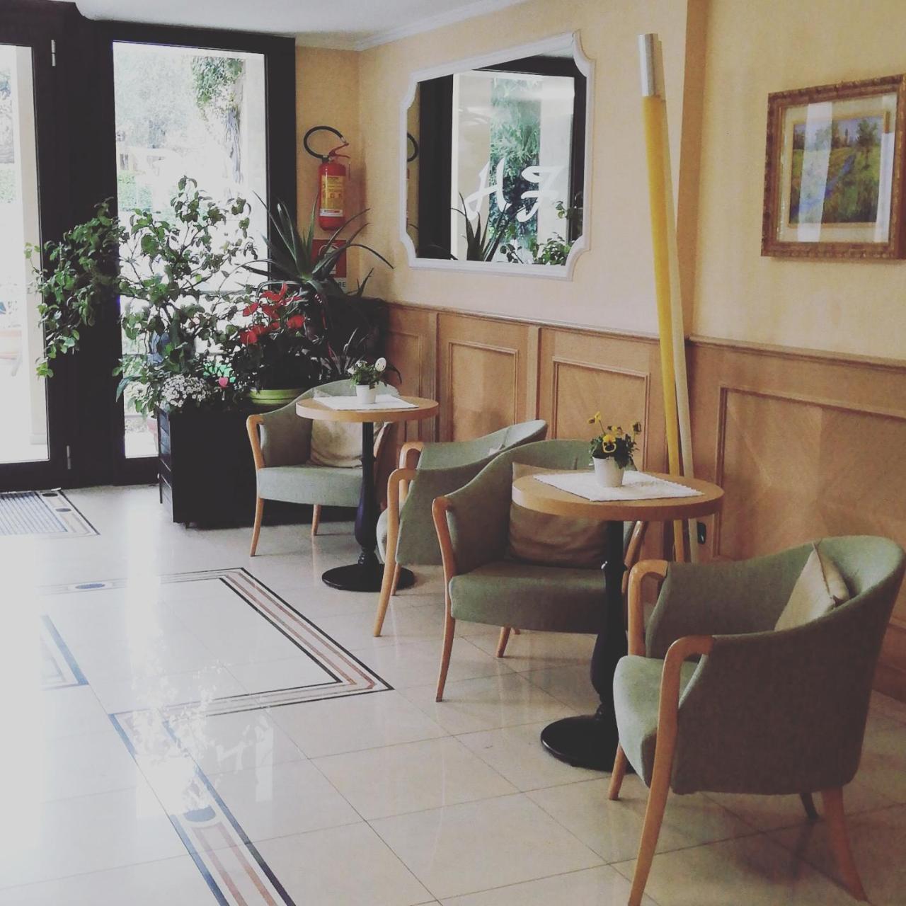 Hotel Fioroni Bellagio Buitenkant foto